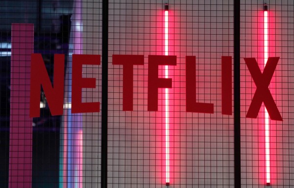 Netflix近期股價連番上漲,昨日盤中公司市值漲至1526億美元,一度超越了有近百年歷史的迪士尼,成為全球市值最高的媒體公司。(美聯社)