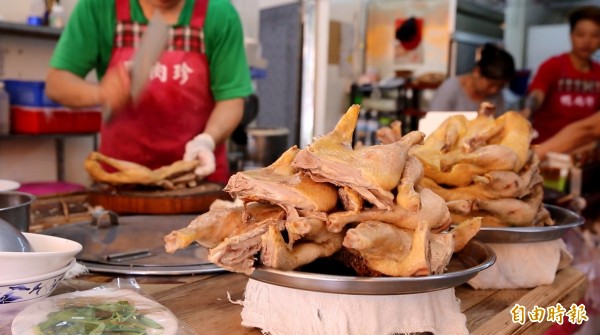 「鴨肉珍」鴨肉香醇豐腴的好滋味，總讓人回味再三。（記者潘自強攝）