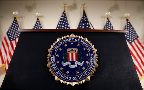 美國司法部10日表示,他們已經在比利時逮捕並起訴一名來自中國國家安全部的間諜,涉嫌從事經濟間諜活動,以及試圖從幾家美國國防部承包商竊取商業機密。圖為FBI總部。(路透資料照)