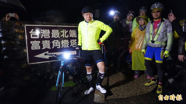 有網友認為,柯文哲去年說過要淡忘傷痛、讓歷史走進歷史,所以選在這時一日雙城並不為過。(記者劉信德攝)