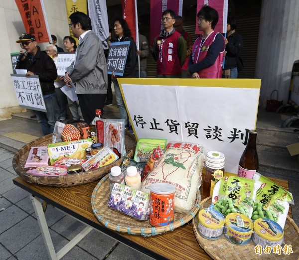 為了換取台灣強勢產業出口零關稅,傳出台灣對中國830項農產品管制,恐有條件開放。(資料照,記者陳志曲攝)