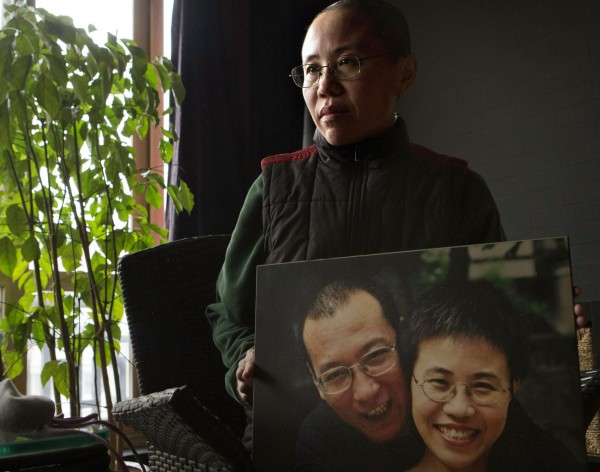 劉霞親筆信：我像植物一樣活著、像屍體一樣躺著