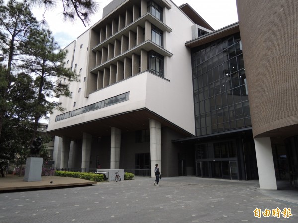 清華大學圖書館旺宏館廁所有攝狼,數名女大生如廁遭偷拍。(資料照,記者洪美秀攝)