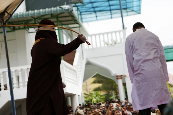 據曾受過「鞭刑」的親歷者表示,「那種疼痛無法形容,如果有比『慘』程度更深的形容詞,就該用那個詞。」(歐新社)