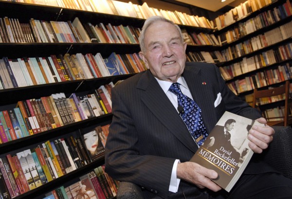億萬富豪慈善家大衛.洛克斐勒(David Rockefeller)今天傳出辭世消息,享壽101歲。圖為2006年所攝。(法新社)