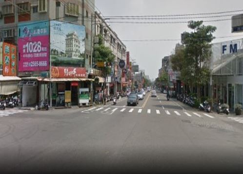 吳女衝撞易女後肇事逃逸，圖為台中市西屯路和福雅路路口。（圖擷取自Google Maps）