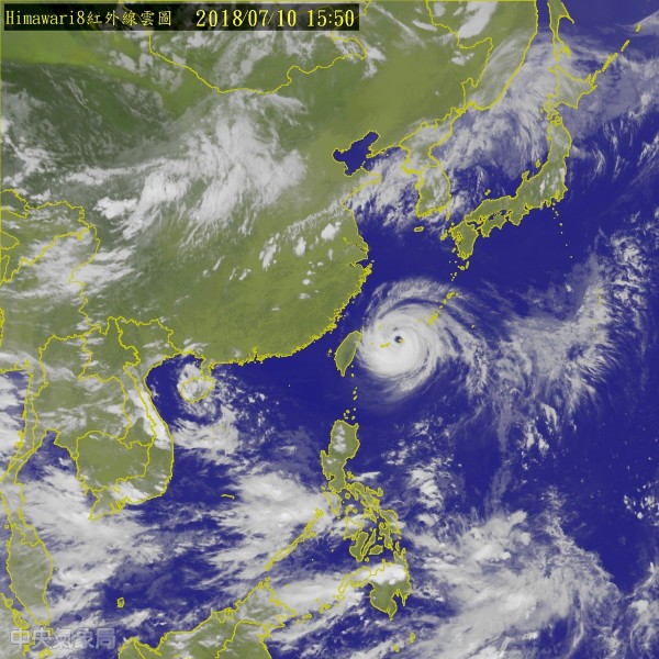 強烈颱風瑪莉亞中心距台灣陸地僅剩330公里的海面上,暴風圈傍晚就會觸陸,今晚至明晨風雨最大。(中央氣象局)