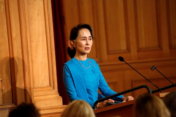 緬甸領袖翁山蘇姬19日將為國家和解與和平,發表電視談話。(資料照,路透)