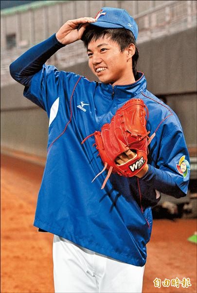 2012年經典賽時,郭俊麟還是一口亂牙。(資料照,記者簡榮豐攝) 2012年經典賽時,郭俊麟還是一口亂牙。(資料照,記者簡榮豐攝)