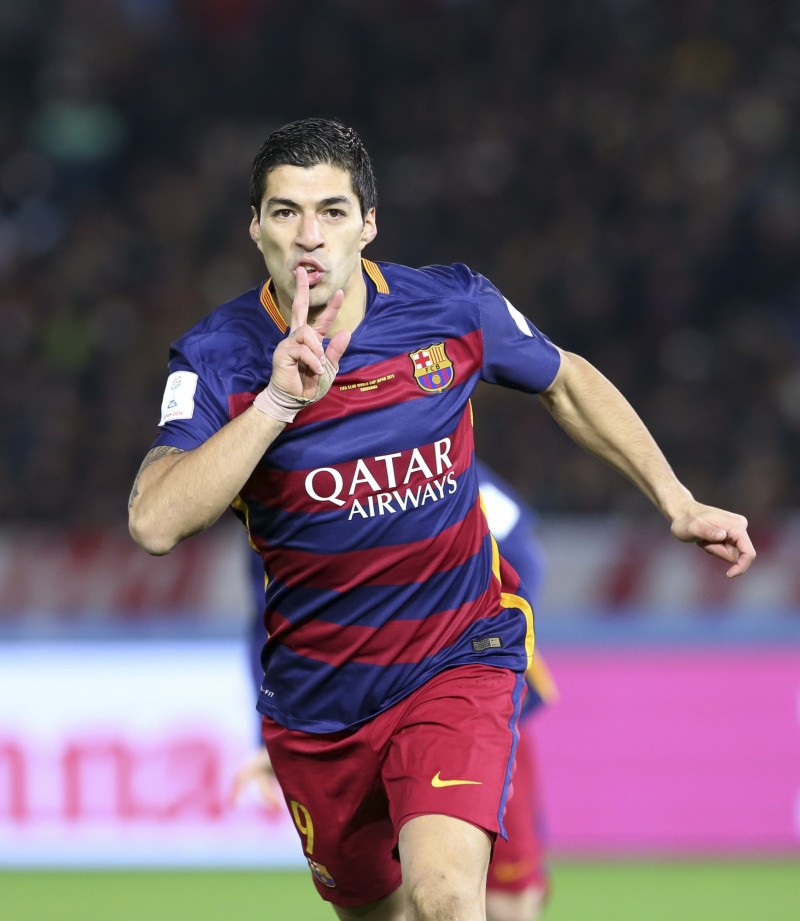 현존 3대 스트라이커 gif | 인스티즈