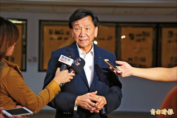 國際奧會執行委員吳經國提出中華奧會委員改選爭議情事,體育署將行文中華奧會暫緩本月25日選舉。(記者梁偉銘攝) 國際奧會執行委員吳經國提出中華奧會委員改選爭議情事,體育署將行文中華奧會暫緩本月25日選舉。(記者梁偉銘攝)