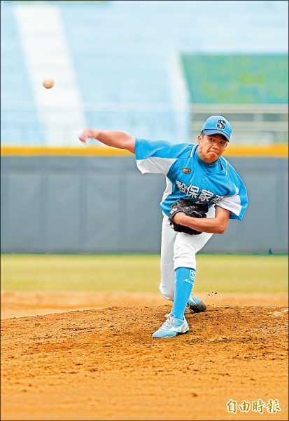 穀保王牌右投李承風報名中職選秀,目標前4輪。(資料照,記者廖耀東攝) 穀保王牌右投李承風報名中職選秀,目標前4輪。(資料照,記者廖耀東攝)