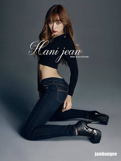 韓國女團EXID成員Hani，漂亮的臀部線條讓她成為牛仔褲代言人。（圖片擷取自EXID-Hani安喜延粉絲團）