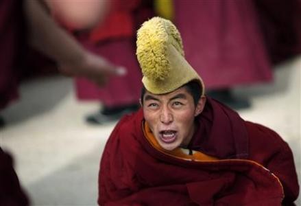 班禪，被中國軟禁、由達賴喇嘛認證的11世班禪,達賴認證的11