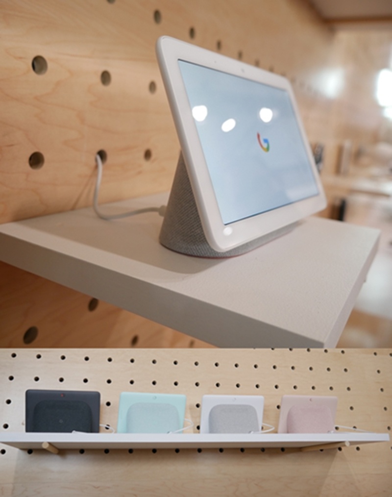 首款搭七吋觸控的智慧聲控喇叭 Google home hub，共推出四種顏色包括有黑、灰、薄荷綠與淡粉色。（圖記者劉惠琴攝）