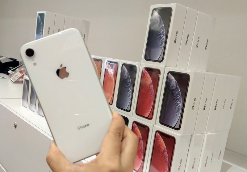 iPhone XR 登台開賣（圖片來源／記者劉惠琴攝）