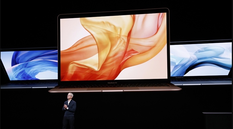 MacBook Air 配備13.3 吋的 Retina 顯示器。（圖片來源／歐新社）