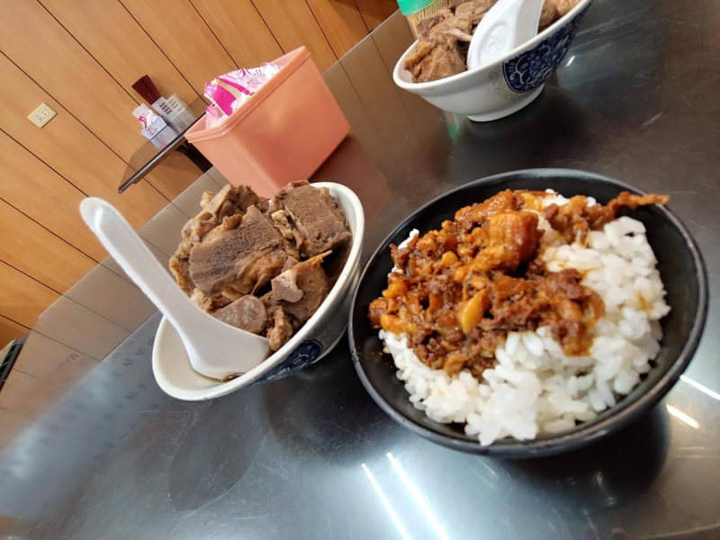 LG V40 ThinQ 實拍