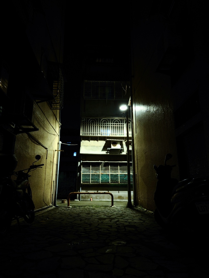 Xperia 1 III 夜拍（專業模式、未啟用 HDR）
