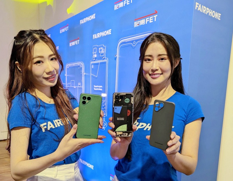 Fairphone 4 全機採用零組件模組化的循環設計，並提供長達5年的零組件販售。（圖／記者劉惠琴攝）