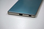 跟 Z3 相去不多!Sony Xperia Z4 實機寫真