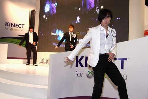 台北電玩展 Xbox 360 250GB 主機 + Kinect 同捆組首賣,每日限量 - TGS 2011