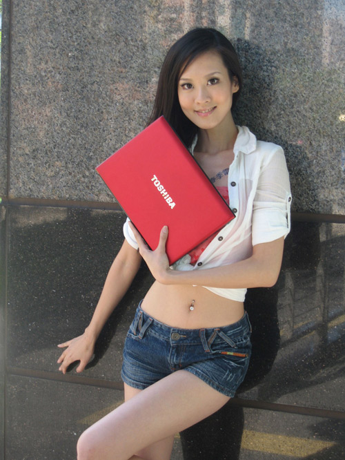 TOSHIBA 春電展促銷活動新聞稿 & 春電展新機首賣新聞稿 - 2011 台北春季電腦展