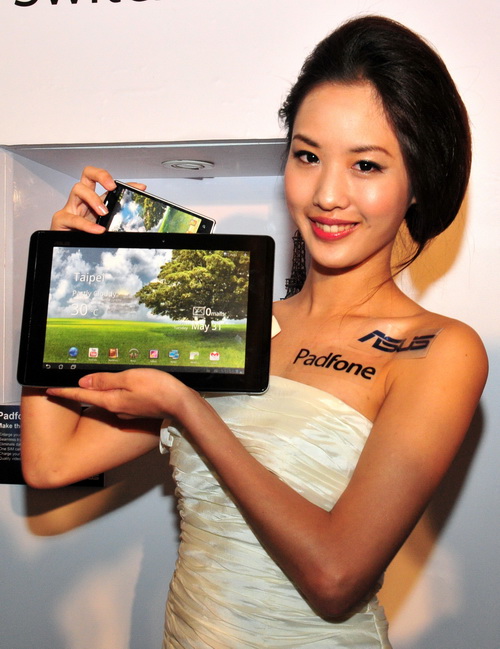 華碩「創新.顛覆想像」 精彩定義手機、平板新未來 - Computex 2011