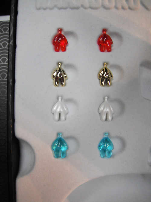 MONSTER、APPLE 與張惠妹跨界合作 推出製色 MONSTER "妹" 力魔聲簽名耳機