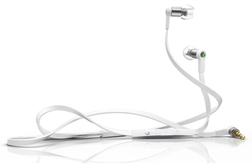 Sony Ericsson 發表 Xperia ray 及 Xperia active 及 Smart Extras 配件