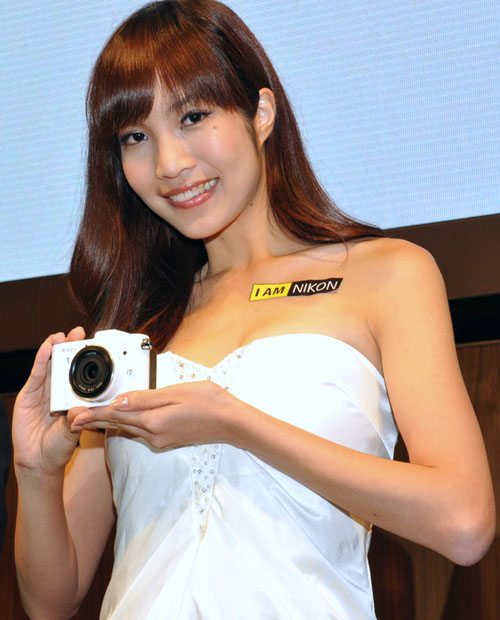 全球速度最快單眼相機  Nikon 1 強勢登場