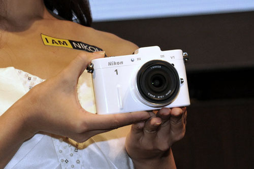 全球速度最快單眼相機  Nikon 1 強勢登場