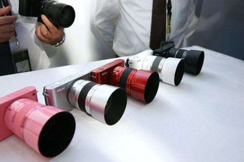 Nikon 1 亮相!進攻無反光鏡可換鏡頭相機市場(MILC)
