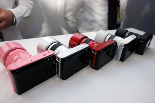 Nikon 1 亮相!進攻無反光鏡可換鏡頭相機市場(MILC)