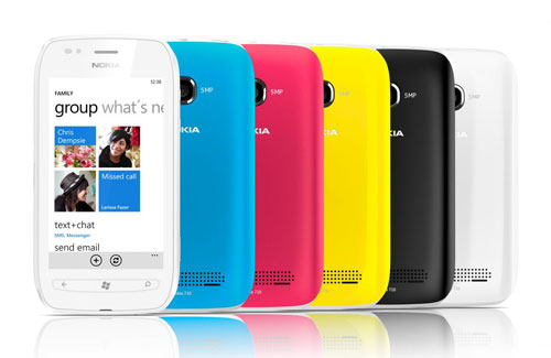 諾基亞首批 Windows Phone 智慧型手機 Nokia Lumia 800 和 Nokia Lumia 710 問世