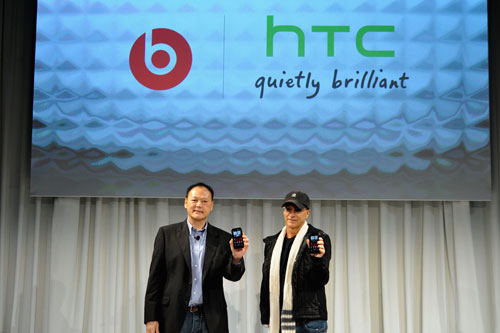 HTC 與 Verizon Wireless 攜手推出 HTC Rezound