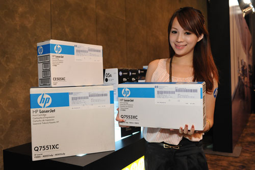 HP 獨家創新技術再寫歷史新頁 全系列雷射印表機搭載雲端列印