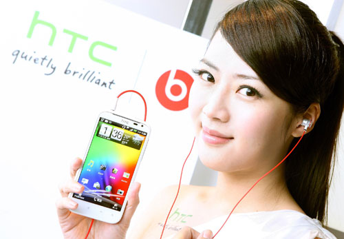 HTC SENSATION XL WITH BEATS AUDIO 傲視群雄的極致多媒體手機