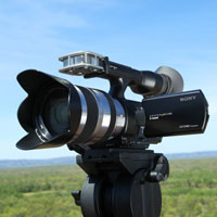 Sony 發表可交換鏡頭式 Full HD 數位攝影機 Handycam NEX-VG20H Sony 發表可交換鏡頭式 Full HD 數位攝影機 Handycam NEX-VG20H