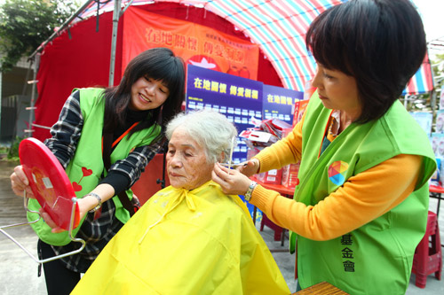 台灣大哥大員工熱烈響應 後山圍爐去!