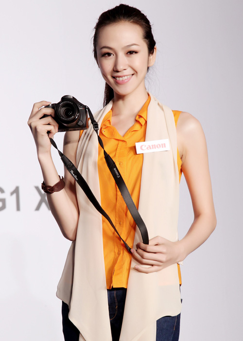 Canon 類單眼旗艦機 PowerShot G1 X 龍躍登場