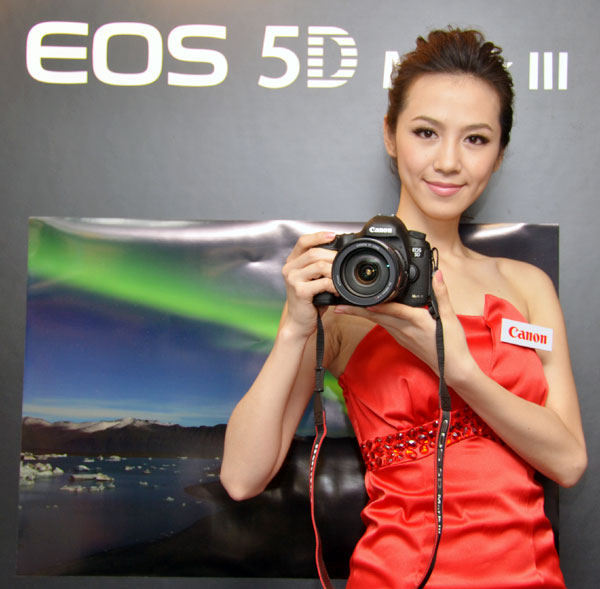 全幅數位單眼 Canon 5D Mark III 在台上市