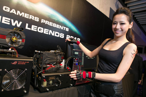ROG 玩家共和國隆重推出 Xnoar Phoebus 高階電競耳機組