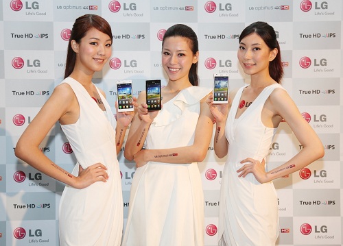 LG首款四核心旗艦智慧手機Optimus 4X HD採用NVIDIA Tegra 3處理器及True HD IPS螢幕,打造騰躍飆速極致效能與真實極致影像效果