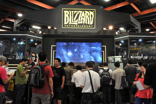 AMD 與智凡迪聯手點燃台北電腦應用展極速風暴