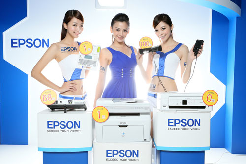2012 台北電腦應用展開展首日 Epson 風雨生信心 祭出多款優惠明星商品