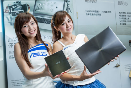 購買華碩 ZENBOOK 指定型號回函加碼贈超薄髮絲紋光碟機