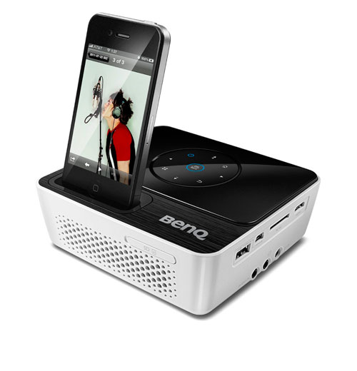 BenQ GP2 with iPhone