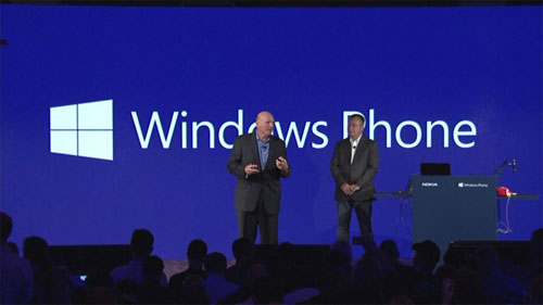 諾基亞發表首批 Windows Phone 8  Nokia Lumia 920、Lumia 820
