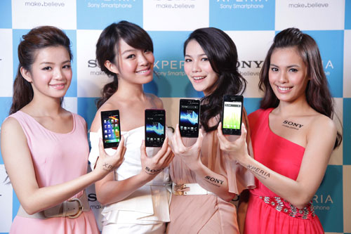 Sony 全新 Xperia 智慧手機在台正式亮相 Xperia TX 十月開賣